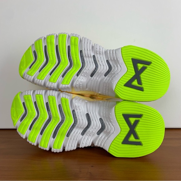 Nike Free Metcon 5 Training Shoes - Picture 7 of 16